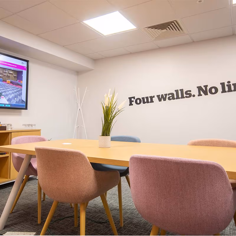 4 Curtis Road, Dorking - Image 4