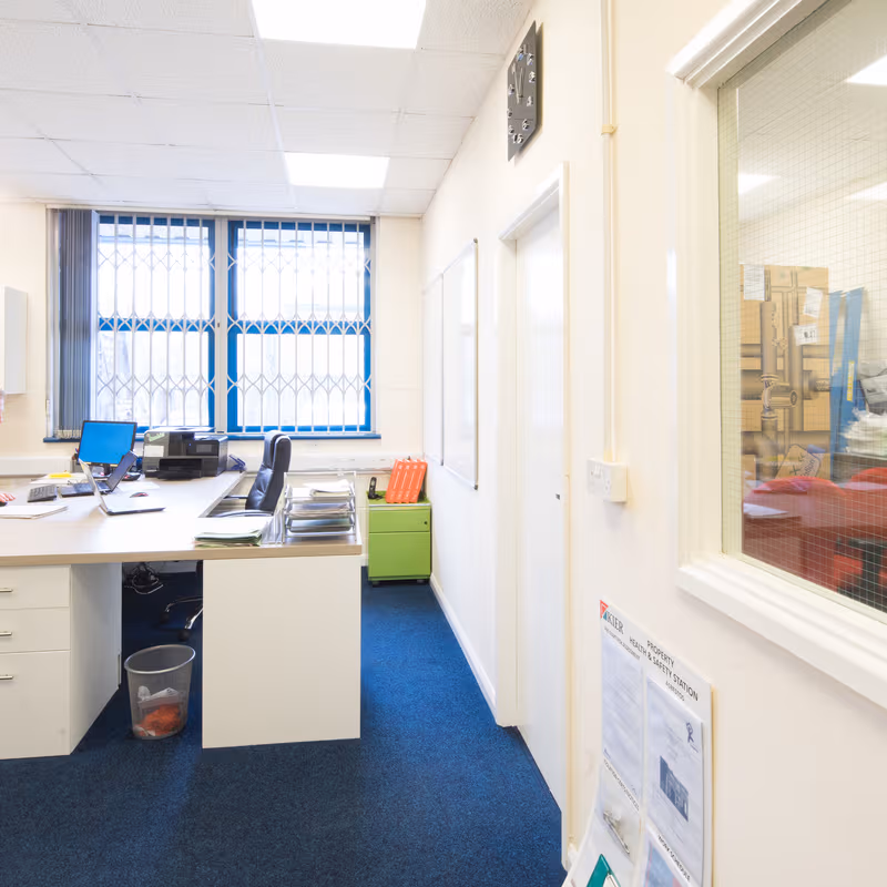 Bow Bridge Close, Rotherham - Image 3