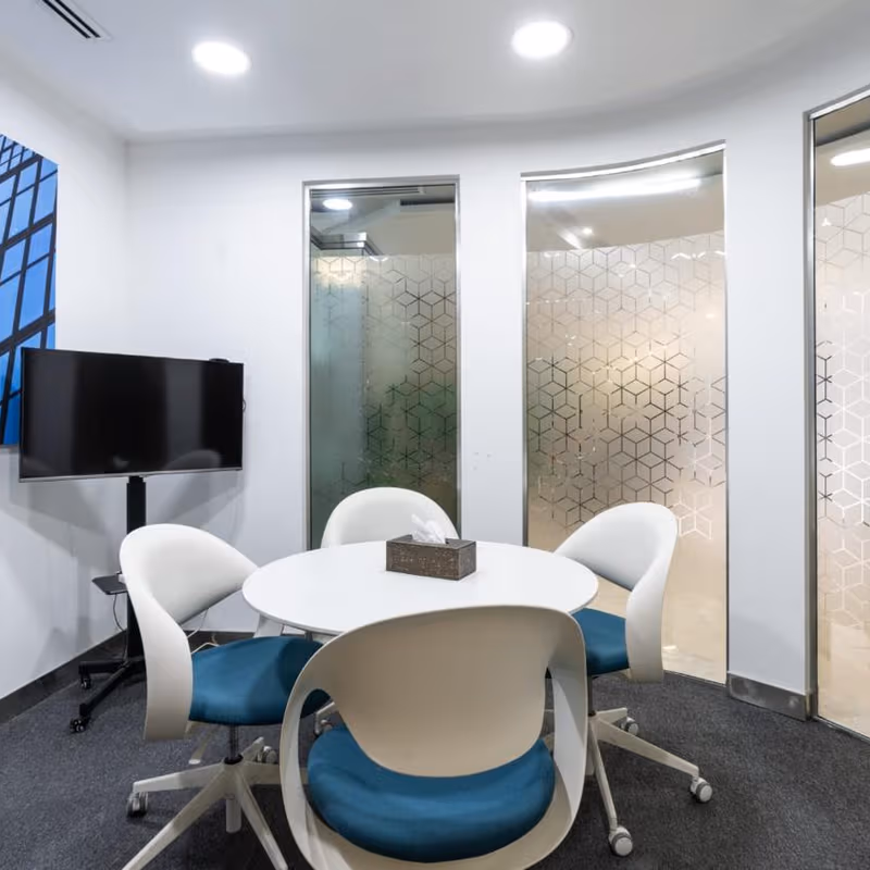 Sheikh Zayed Road, Dubai - Image 2