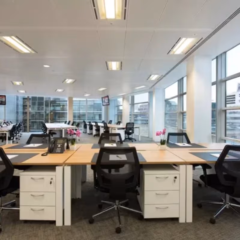 30 Crown Place, Greater London - Image 11