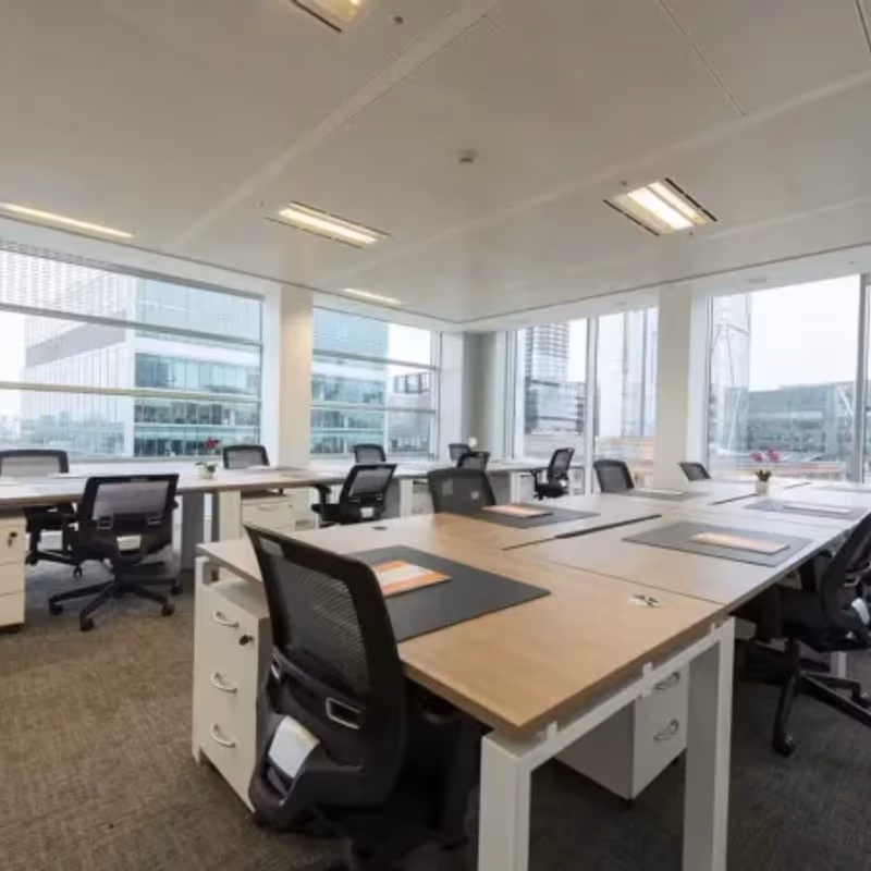 30 Crown Place, Greater London - Image 12