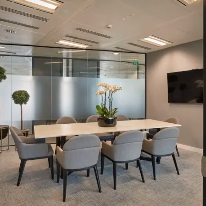 30 Crown Place, Greater London - Image 10