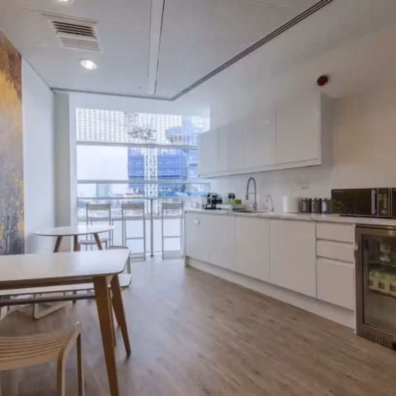 30 Crown Place, Greater London - Image 4