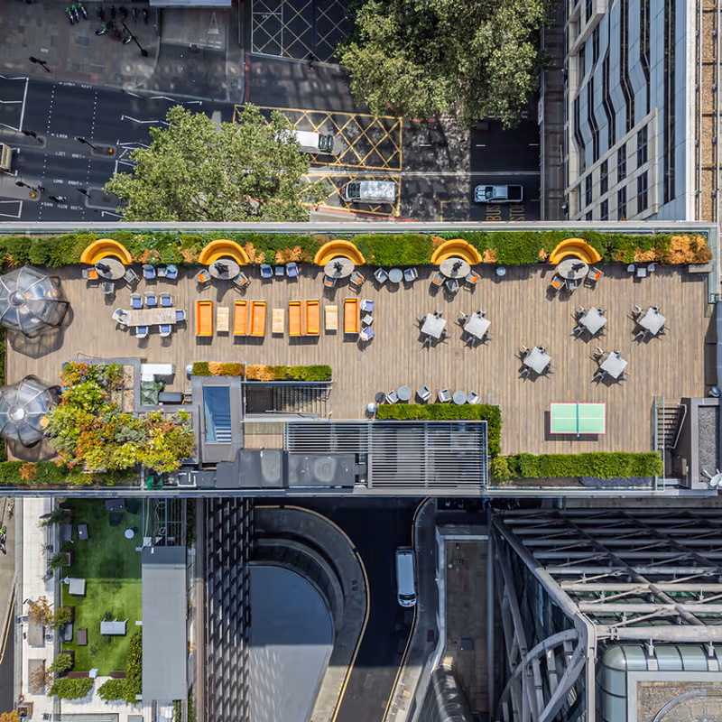 27 Bush Lane, Greater London - Image 3