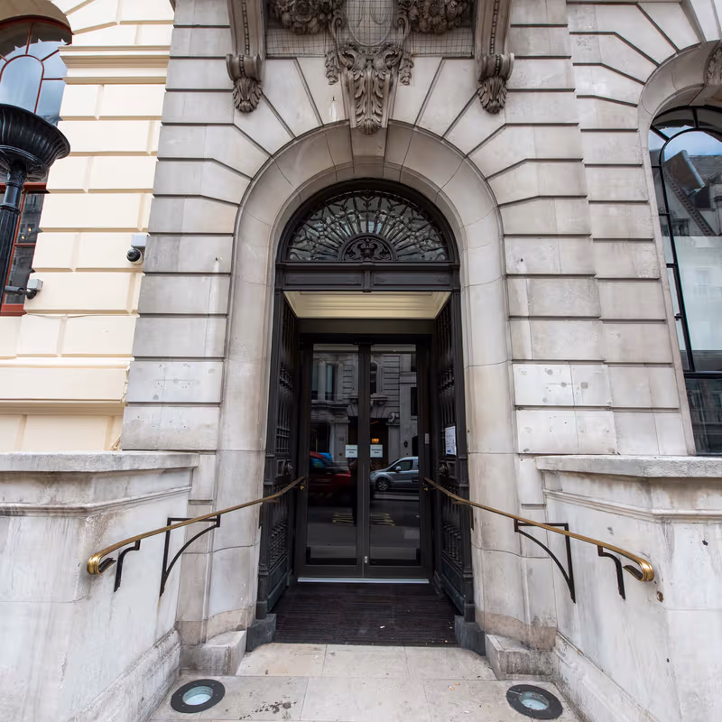 70 Pall Mall, St James's - Image 10