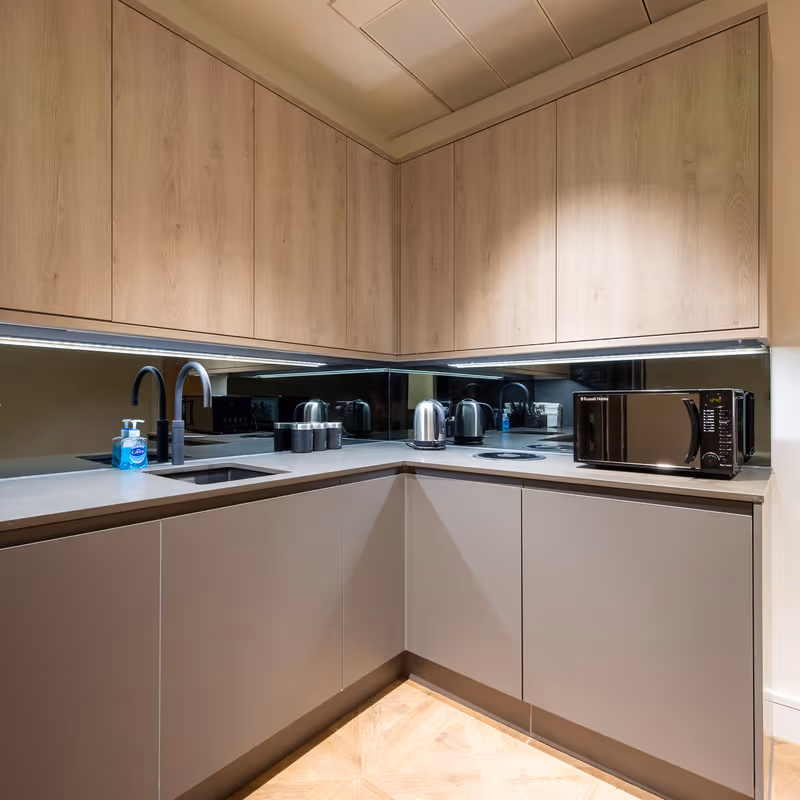 70 Pall Mall, St James's - Image 3