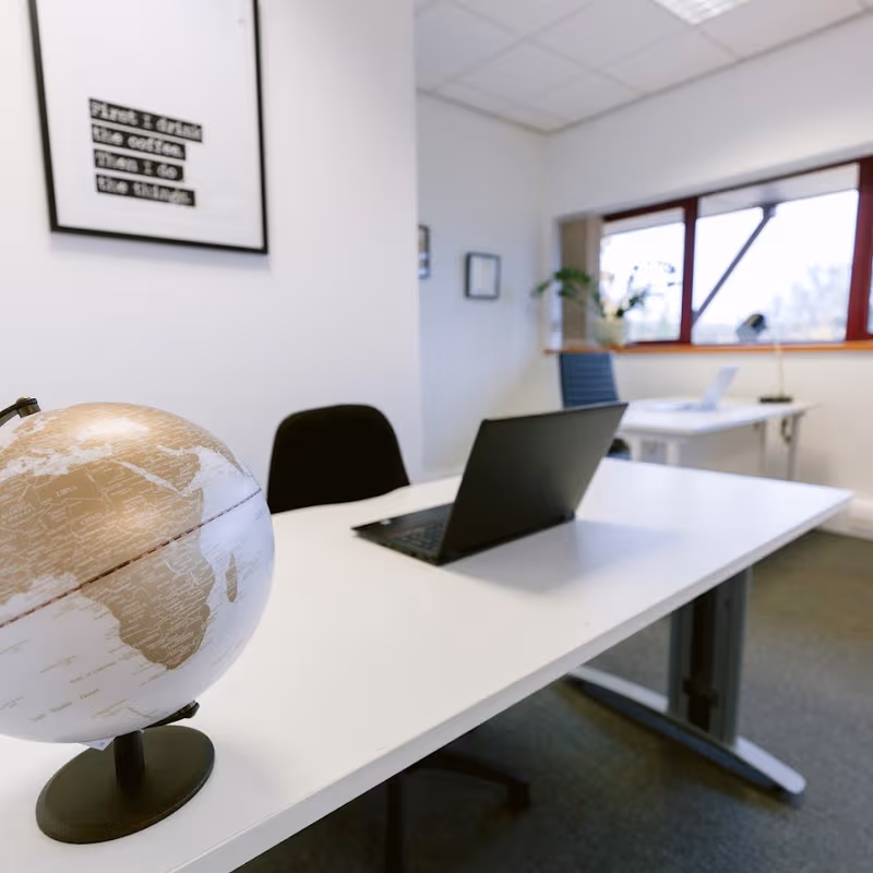 Hunsworth Lane, Cleckheaton - Image 6