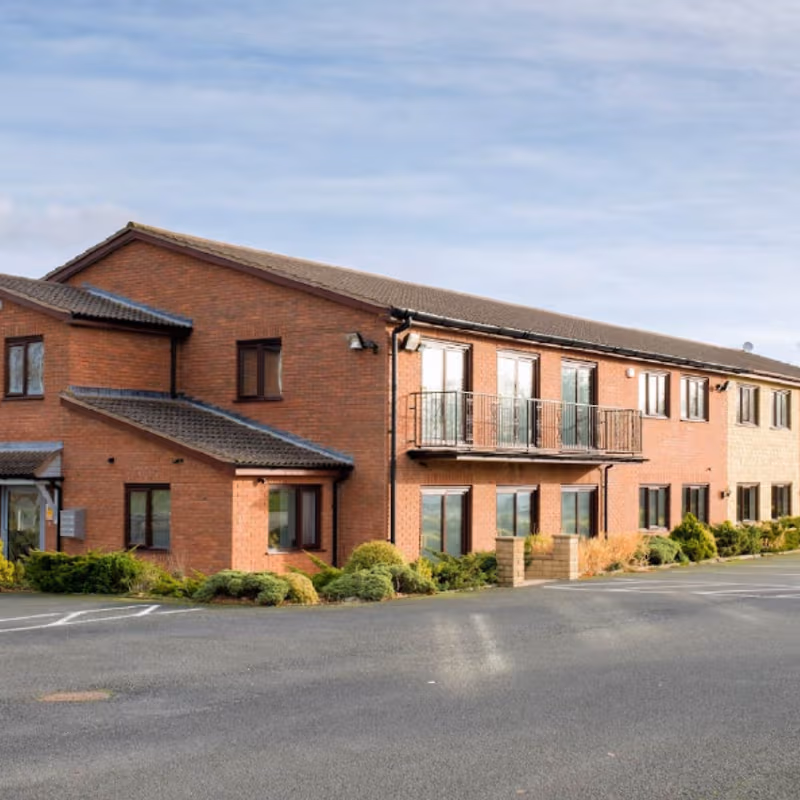 Willow End Park, Malvern - Image 14