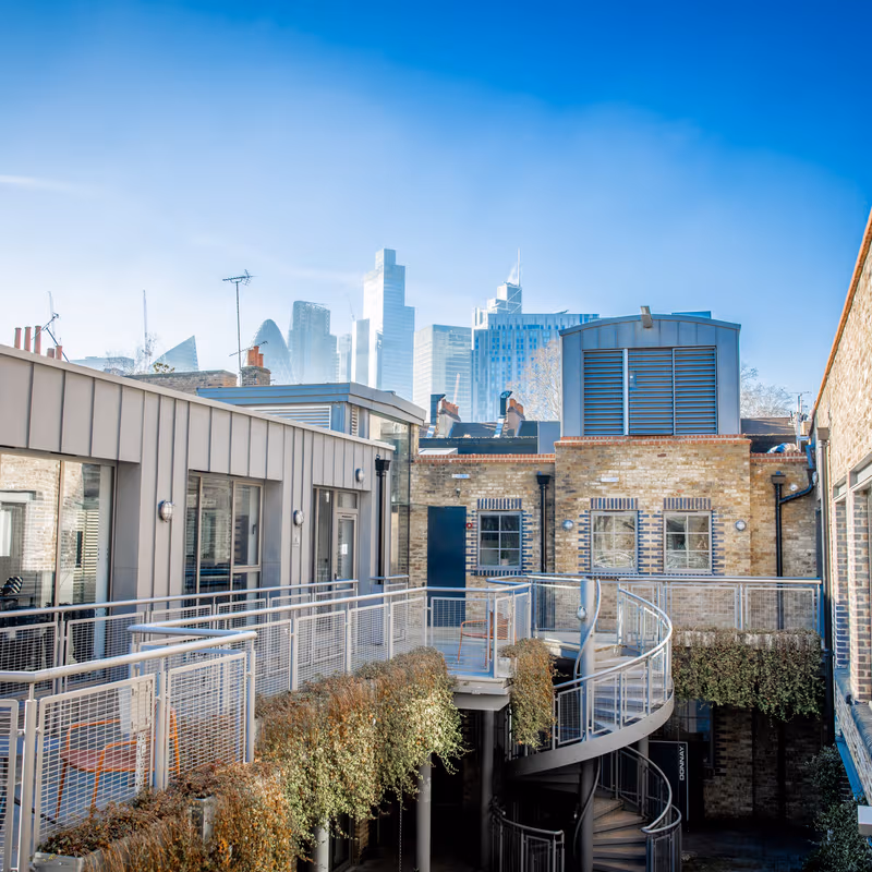 17 Heneage Street, London - Image 2