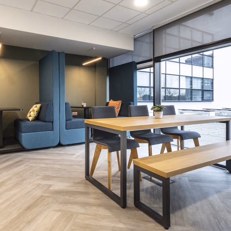 4-5 Lochside Way, Edinburgh - Image 3