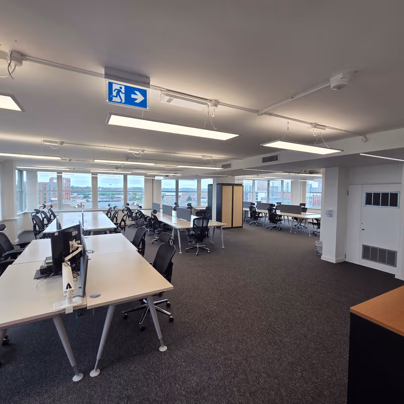 2 Queens Walk, Berkshire - Image 4