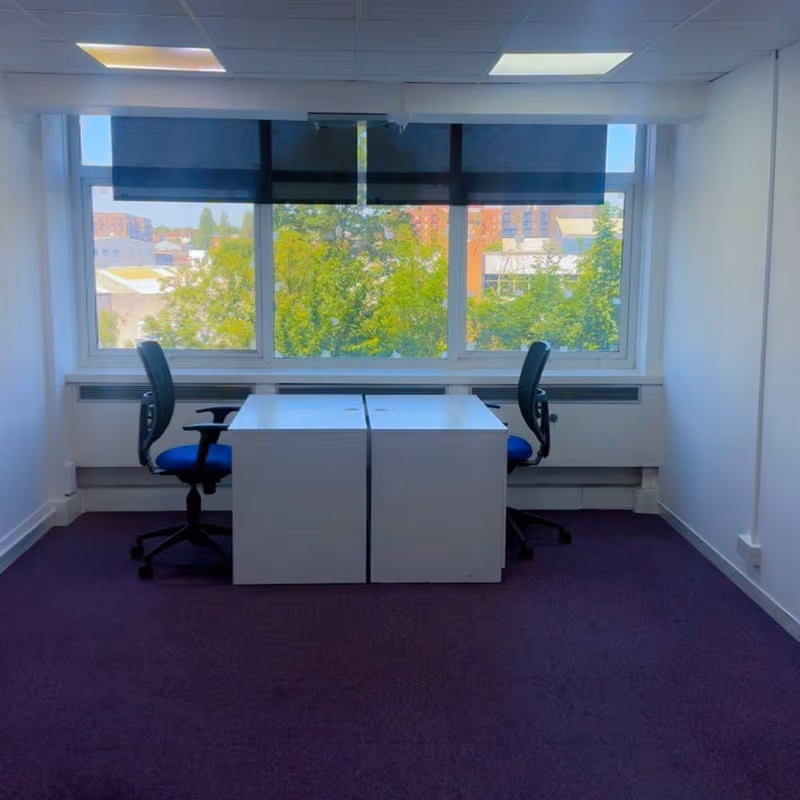 60 North Circular Road, Park Royal - Image 1