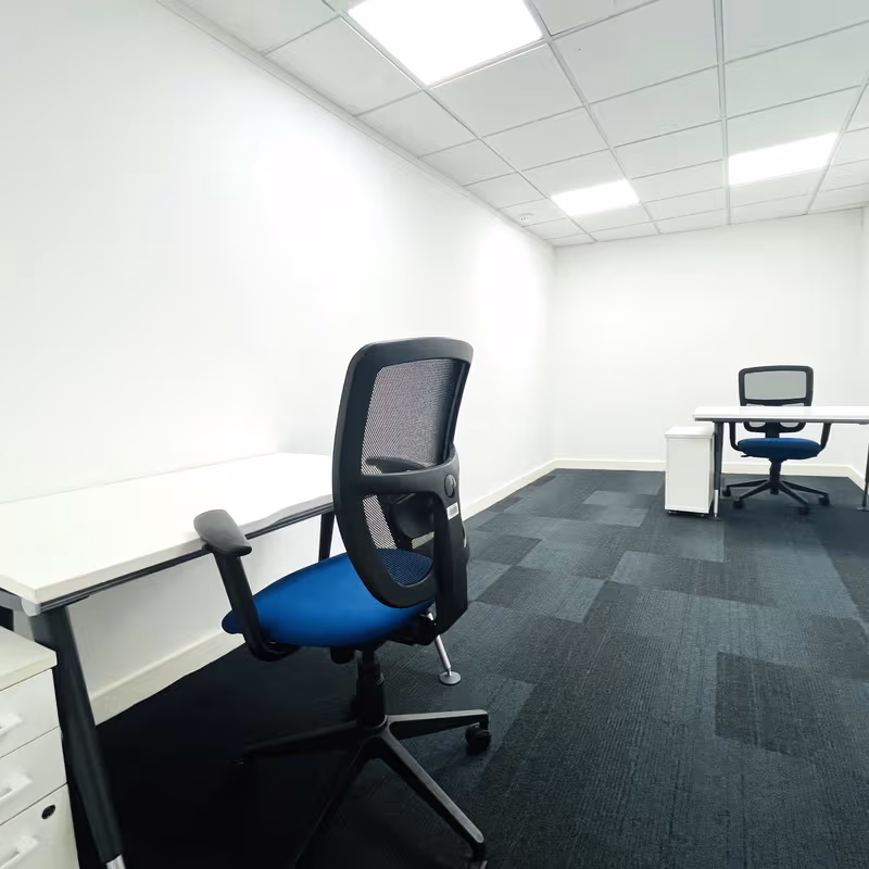 Addison Bridge Place, Kensington - Image 7