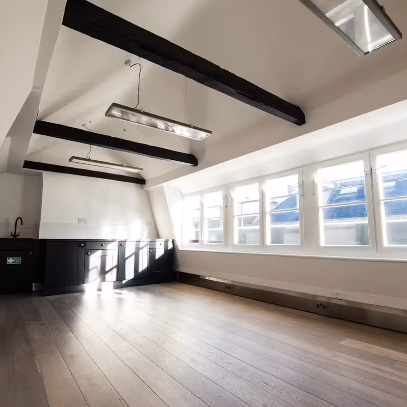 21 Tower Street, Greater London - Image 2