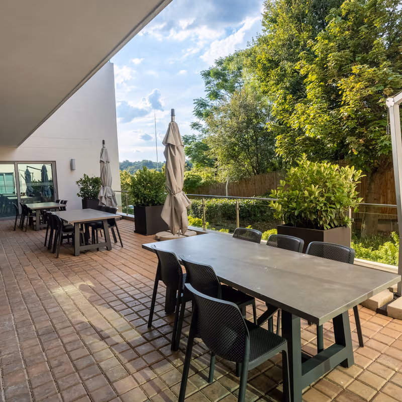 15 Forest Road, Bramley - Image 8