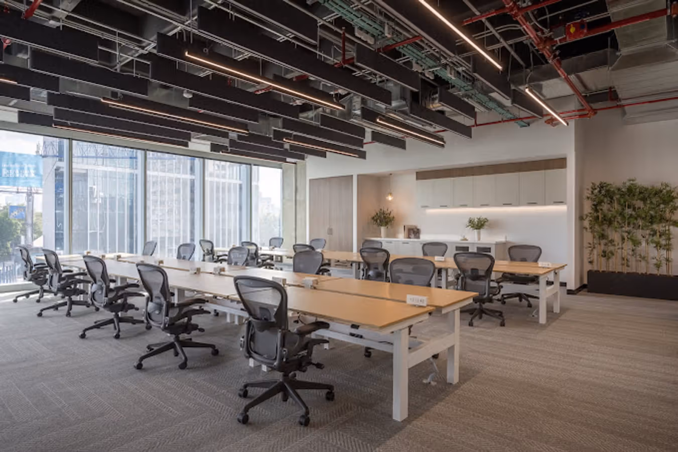 7 Signs It’s Time to Move From Coworking to a Private Office Space