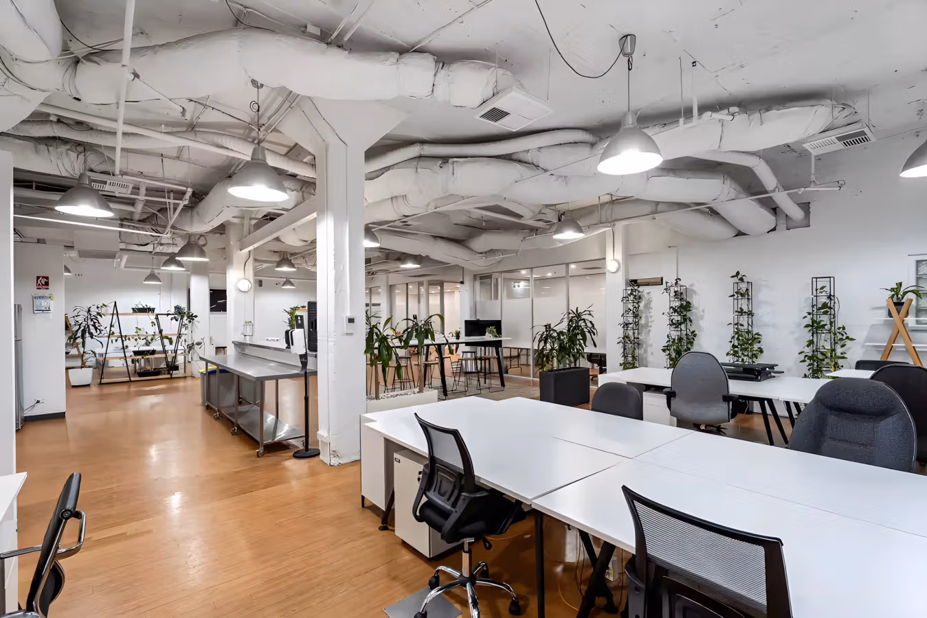 A Smart Business Guide to Calculating a Budget for Renting an Office Space