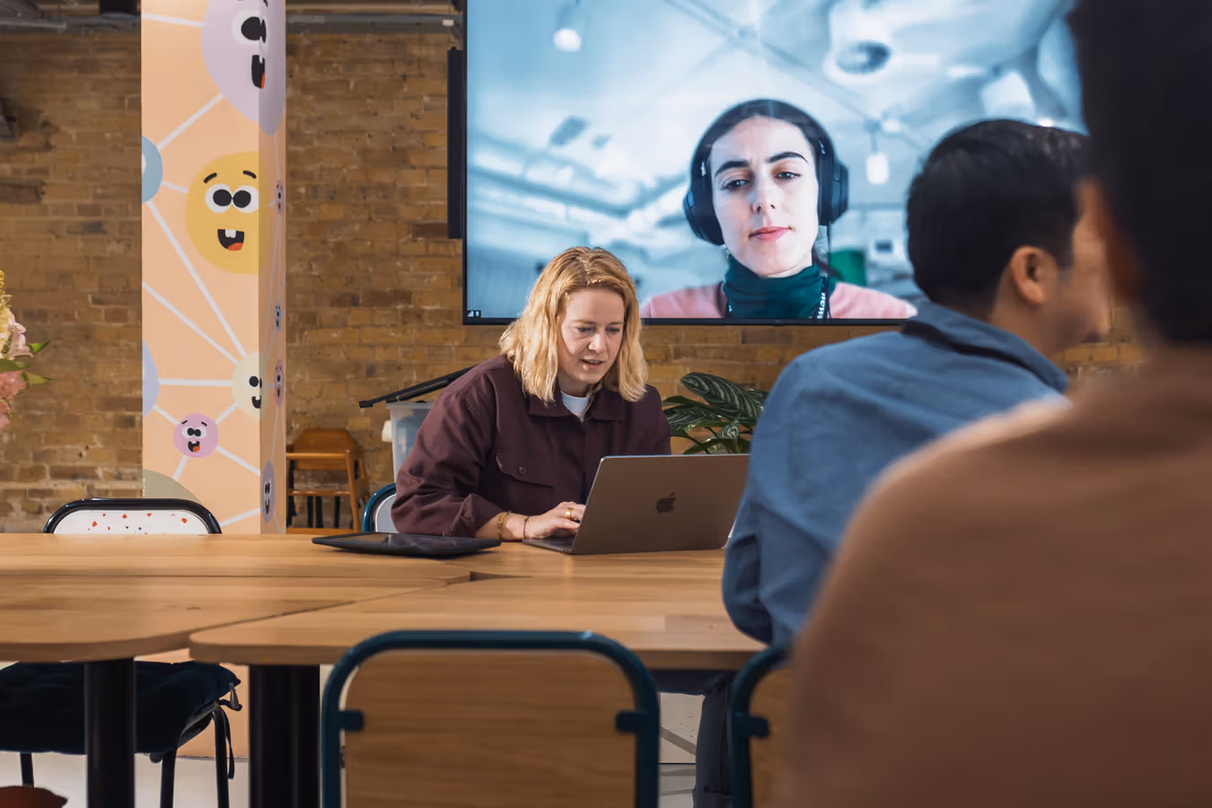 How To Build A Responsible AI Policy For A Hybrid Workplace