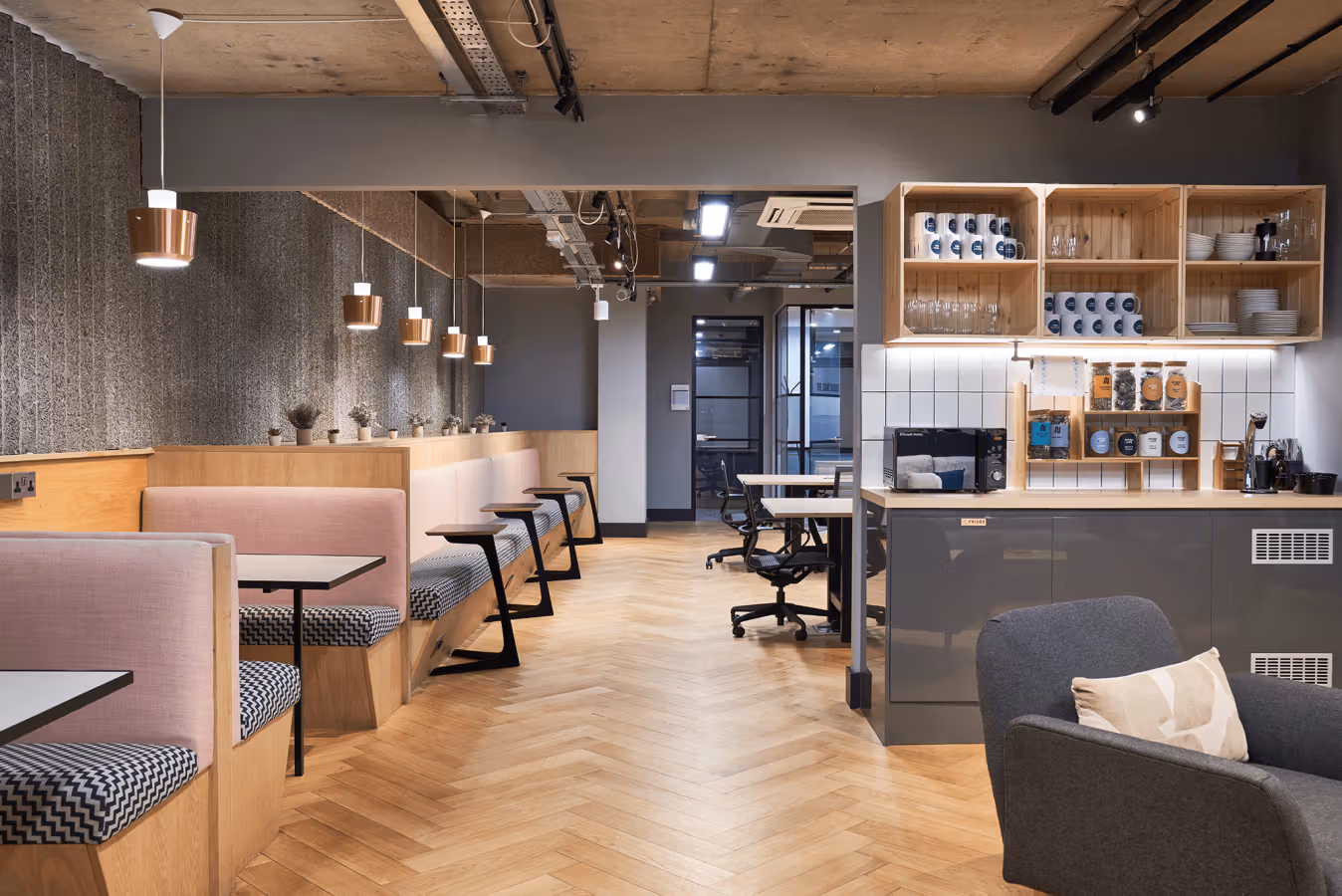 Serviced vs. Managed vs. Leased Offices:  Which is Better?