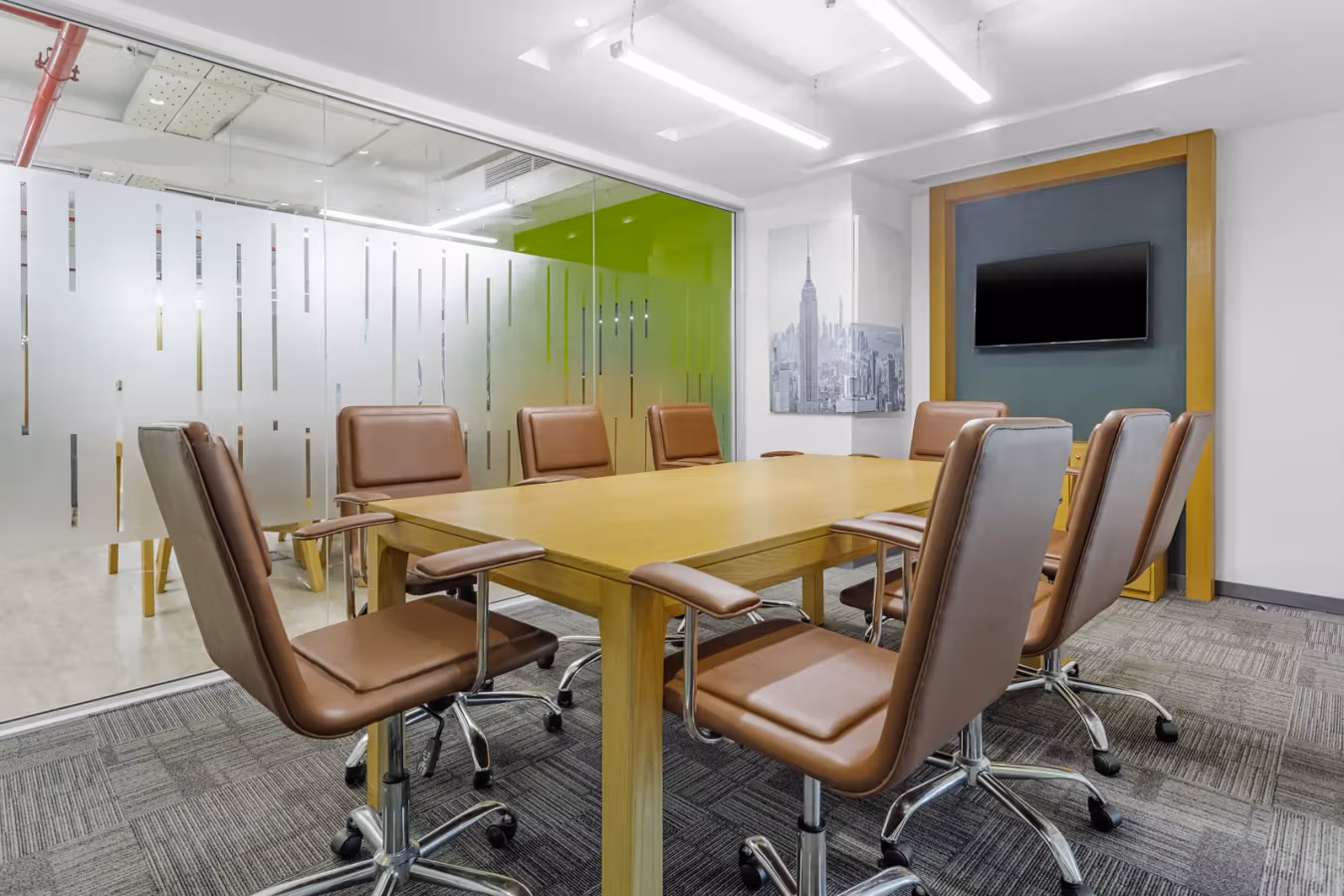 The Best Spots Around Your Cheap Office Space for Rent in Beach Road