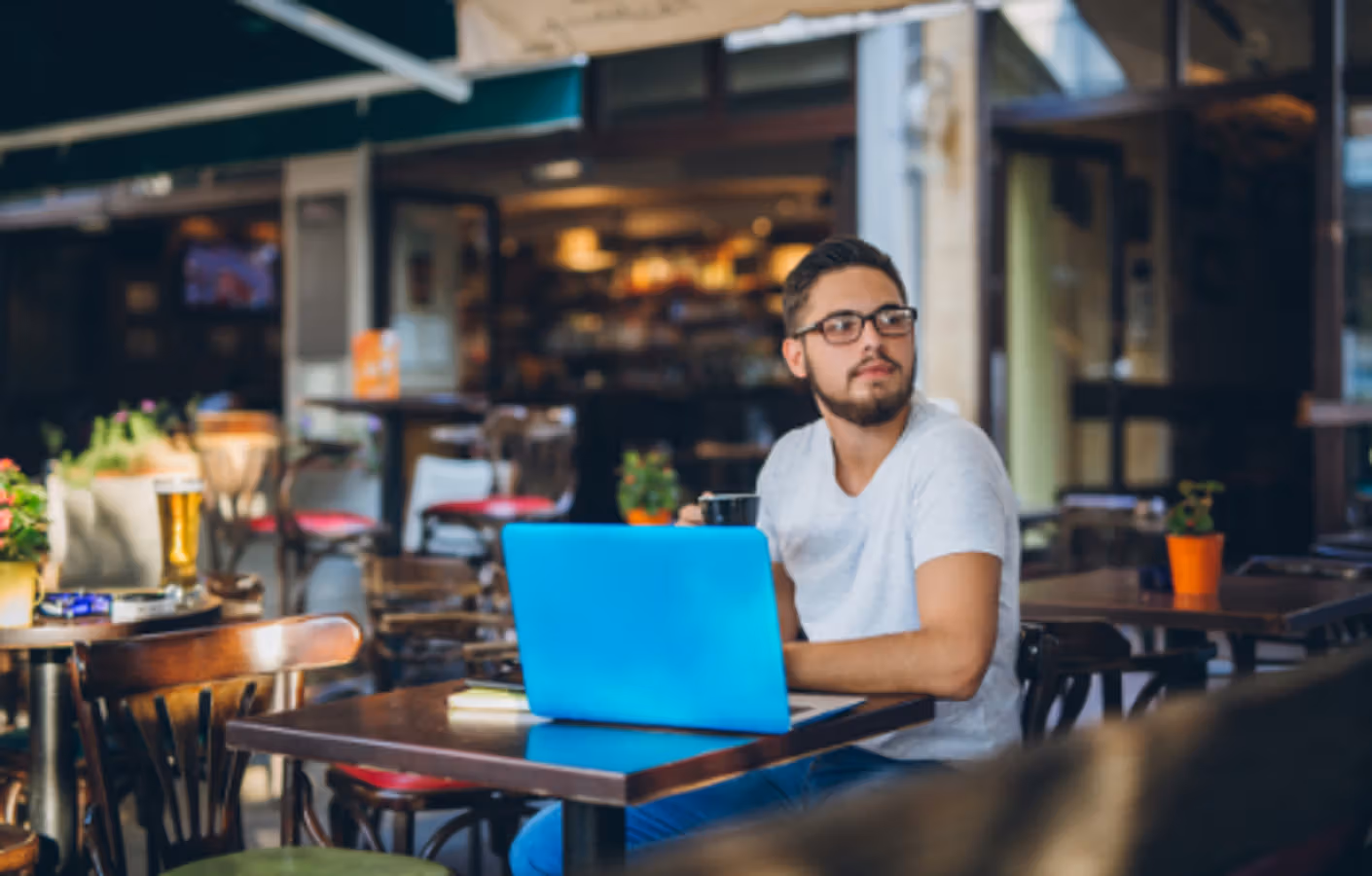 Why Pay For The Best Coworking Spaces When You Can Go To A Cafe Shop For Working
