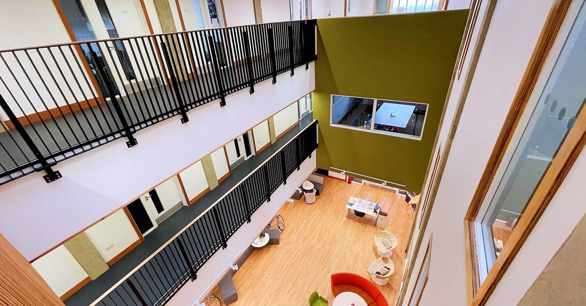 Charlotte Avenue, Elmsbrook, Bicester, England OX27 8BL Office For