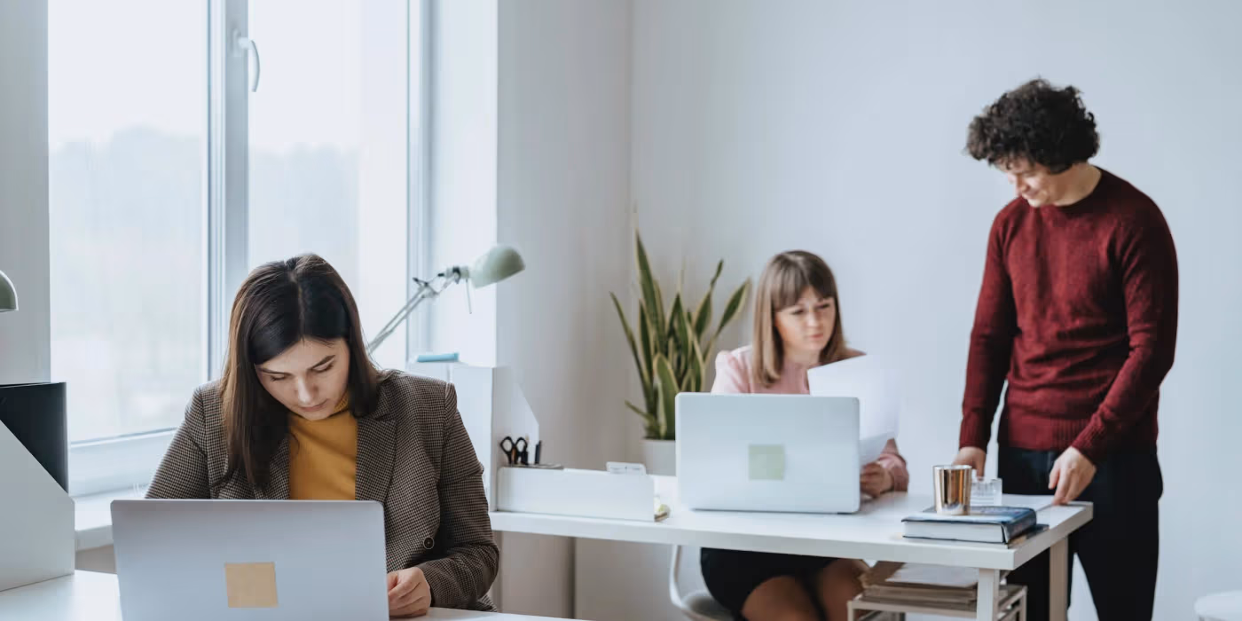 Does Hot Desking Boost Productivity?