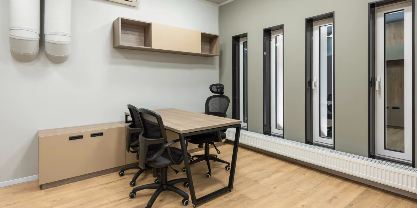 Hot Desking vs. Private Office: A Comparison