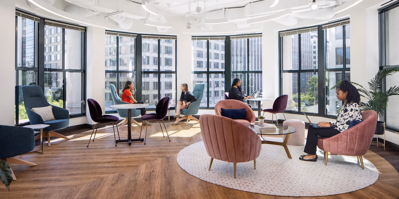 What Is a Hot Desk? Features, Cost, Benefits, and Ideal Users