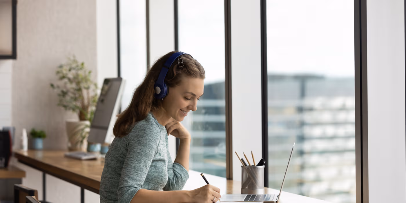 The Best Business Podcasts for Entrepreneurs, Business Leaders, and Start-Ups