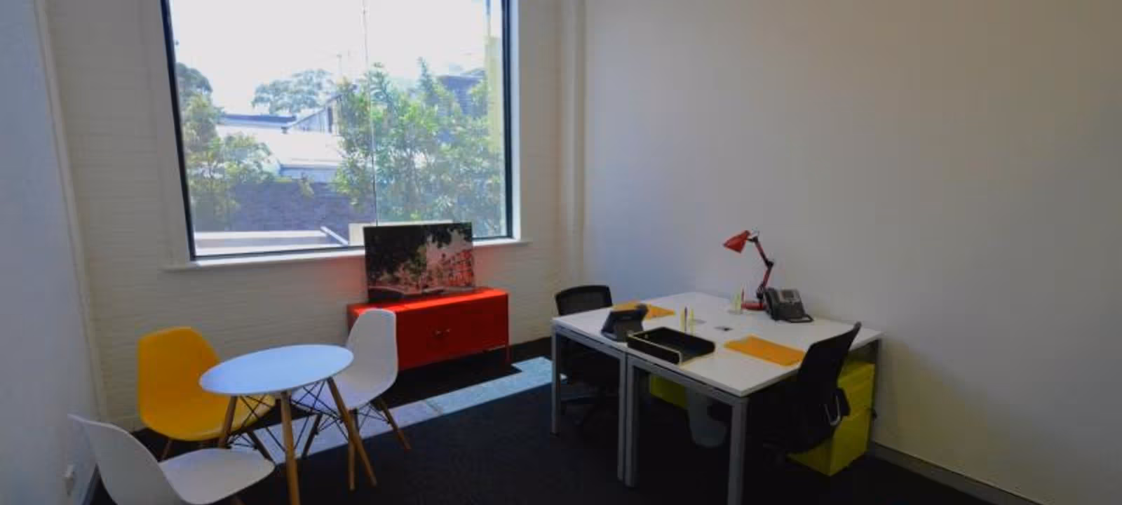 https://dr3h7ptpe31k5.cloudfront.net/Assets/images/1023/Serviced-Office-(Classic)-NSW-Balmain-45-Evans-Street-128118.jpg