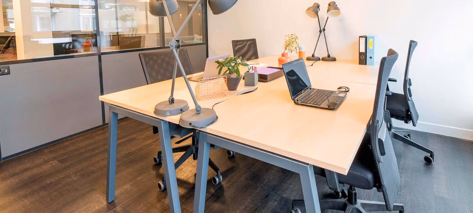 6 Rue Des Bateliers, Clichy - Image 1