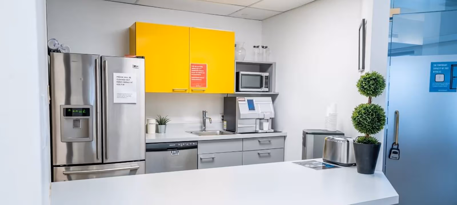 350 Bay St, Toronto - Image 1