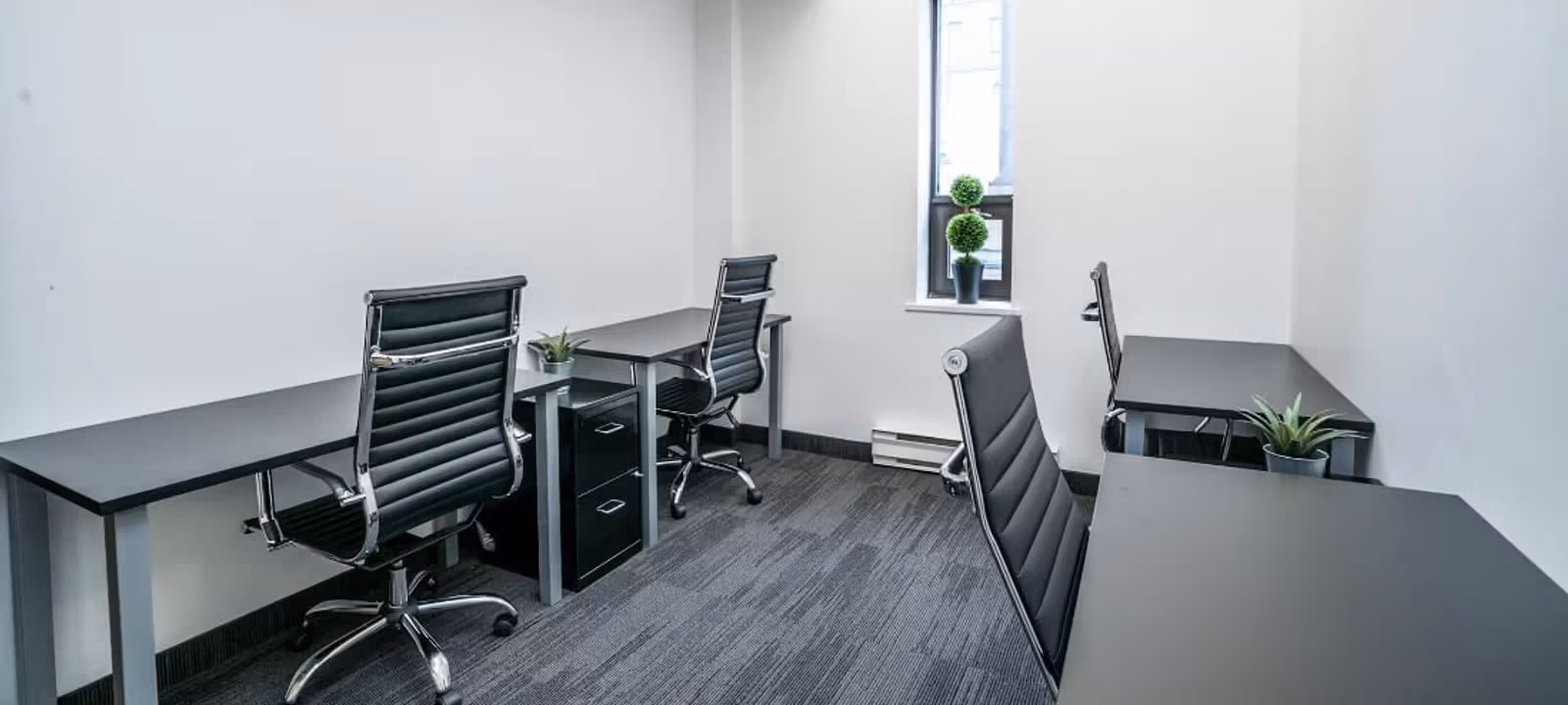 350 Bay St, Toronto - Image 1