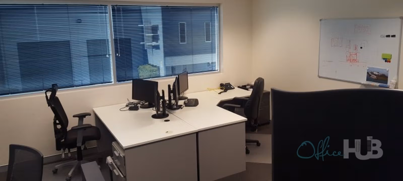 120 Bluestone Circuit, Seventeen Mile Rocks - Image 1