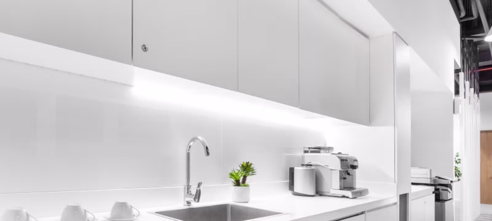 Ajman Chamber of Commerce Building - Image 1