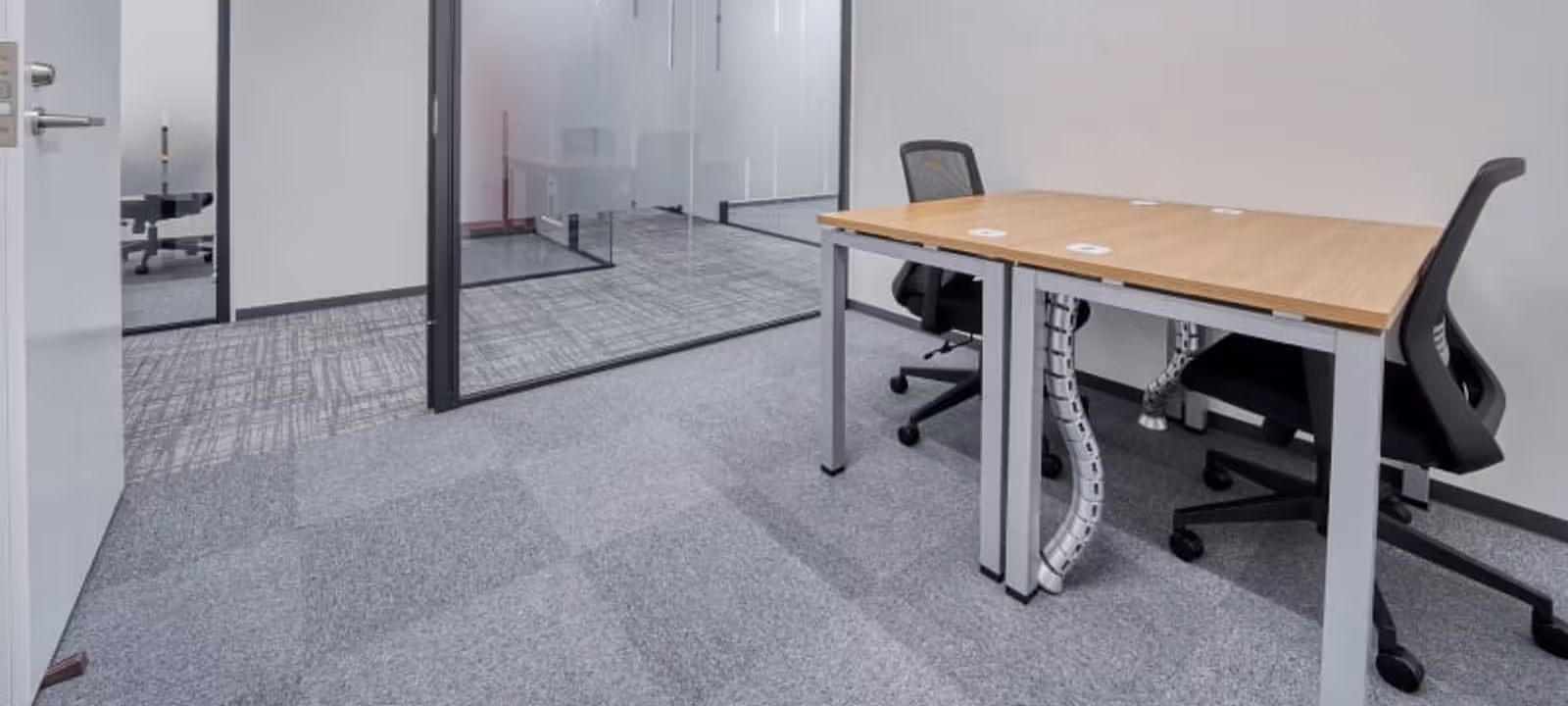 Aono Building - Image 1