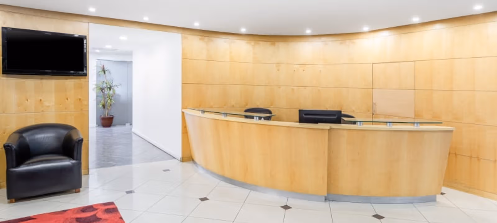 5A Avenida 5-55, Guatemala - Image 1