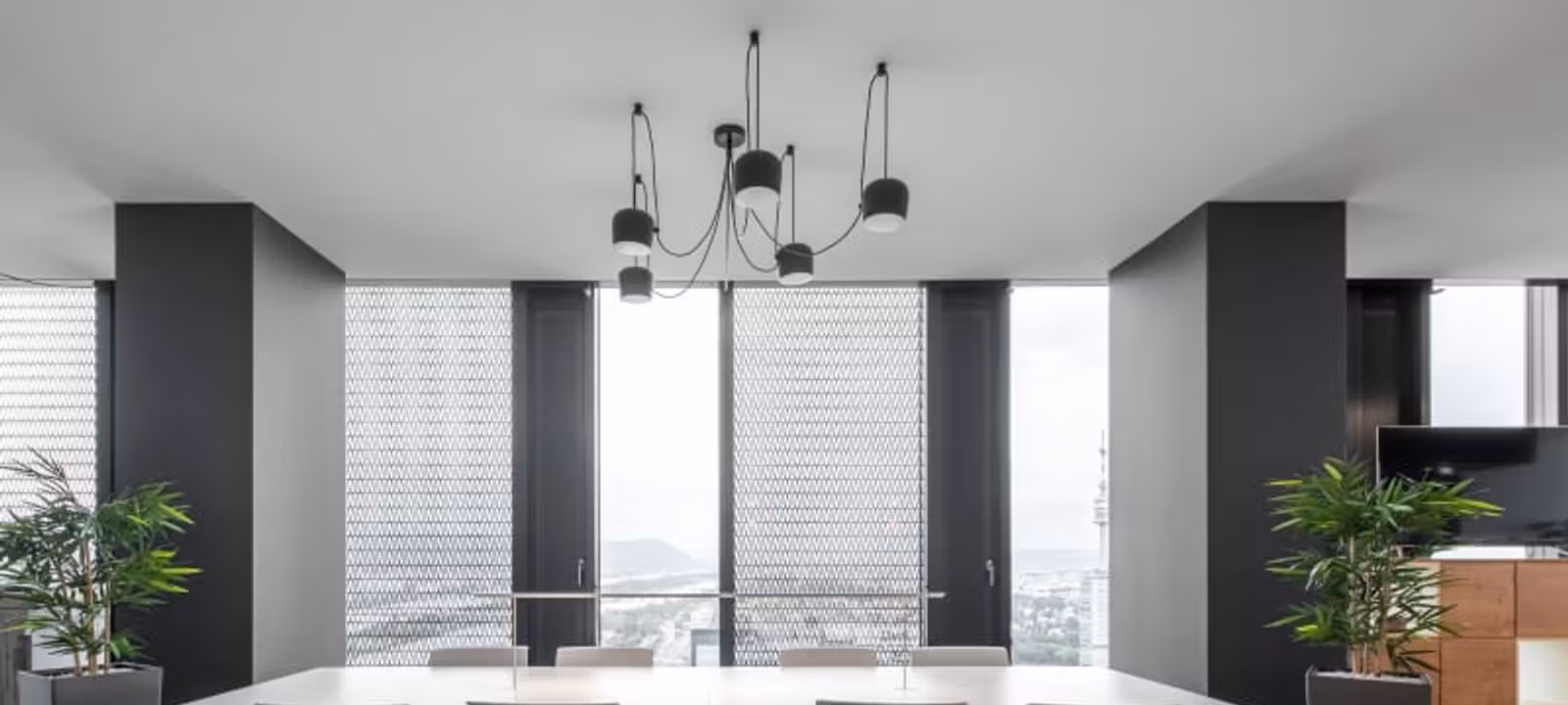 Donau-city-strasse 7, Vienna - Image 1