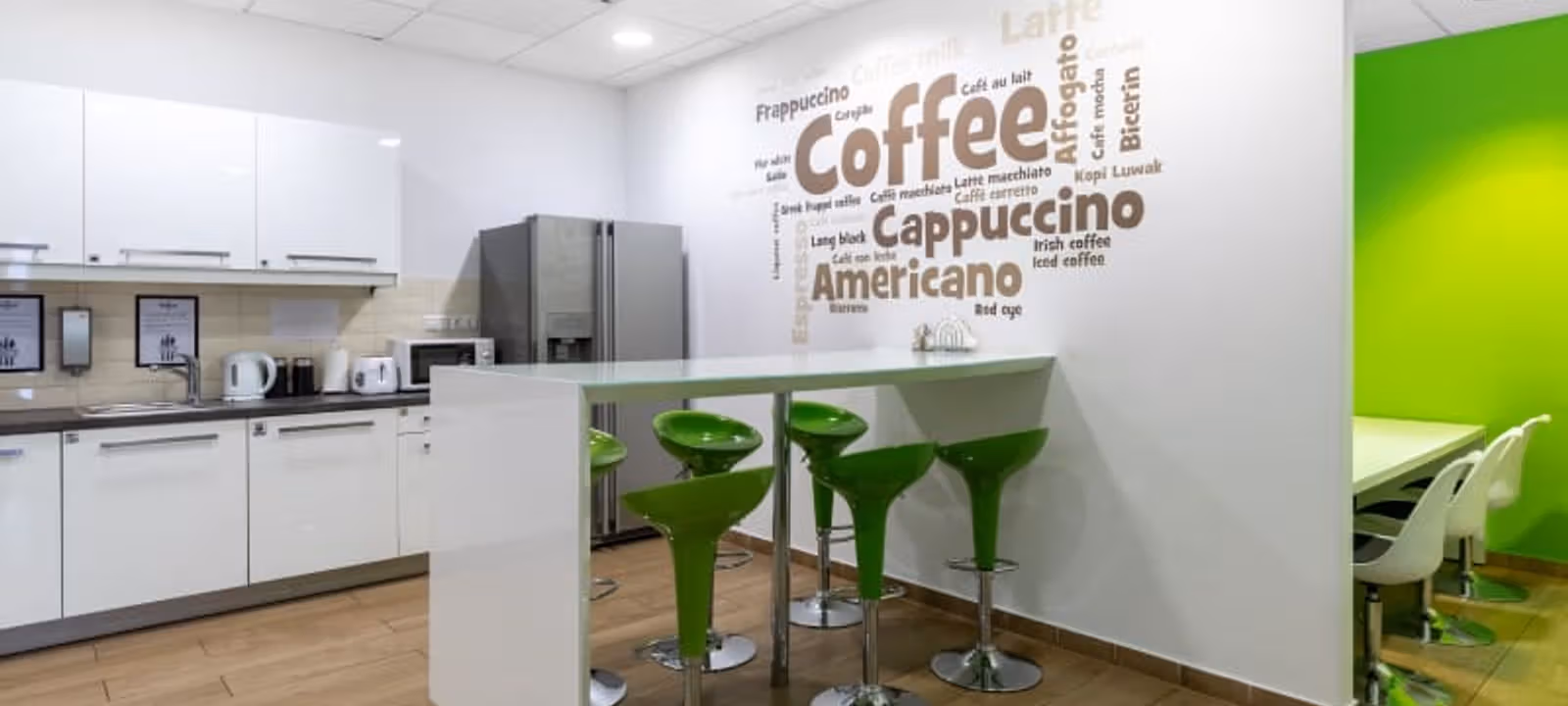 Vaci Ut 22-24, Budapest - Image 1