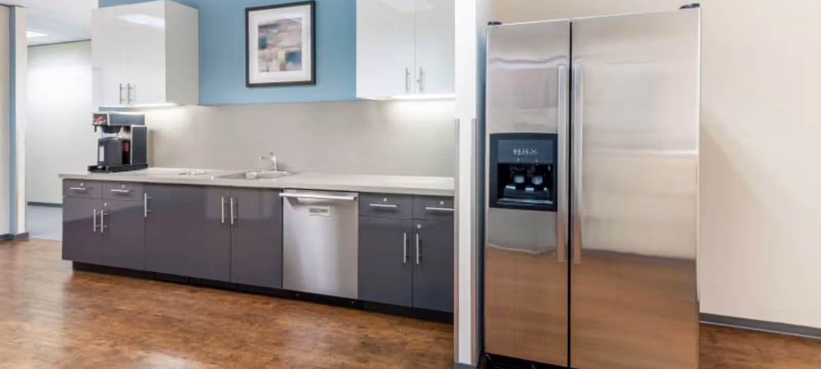 15 Allstate Parkway, Markham - Image 1