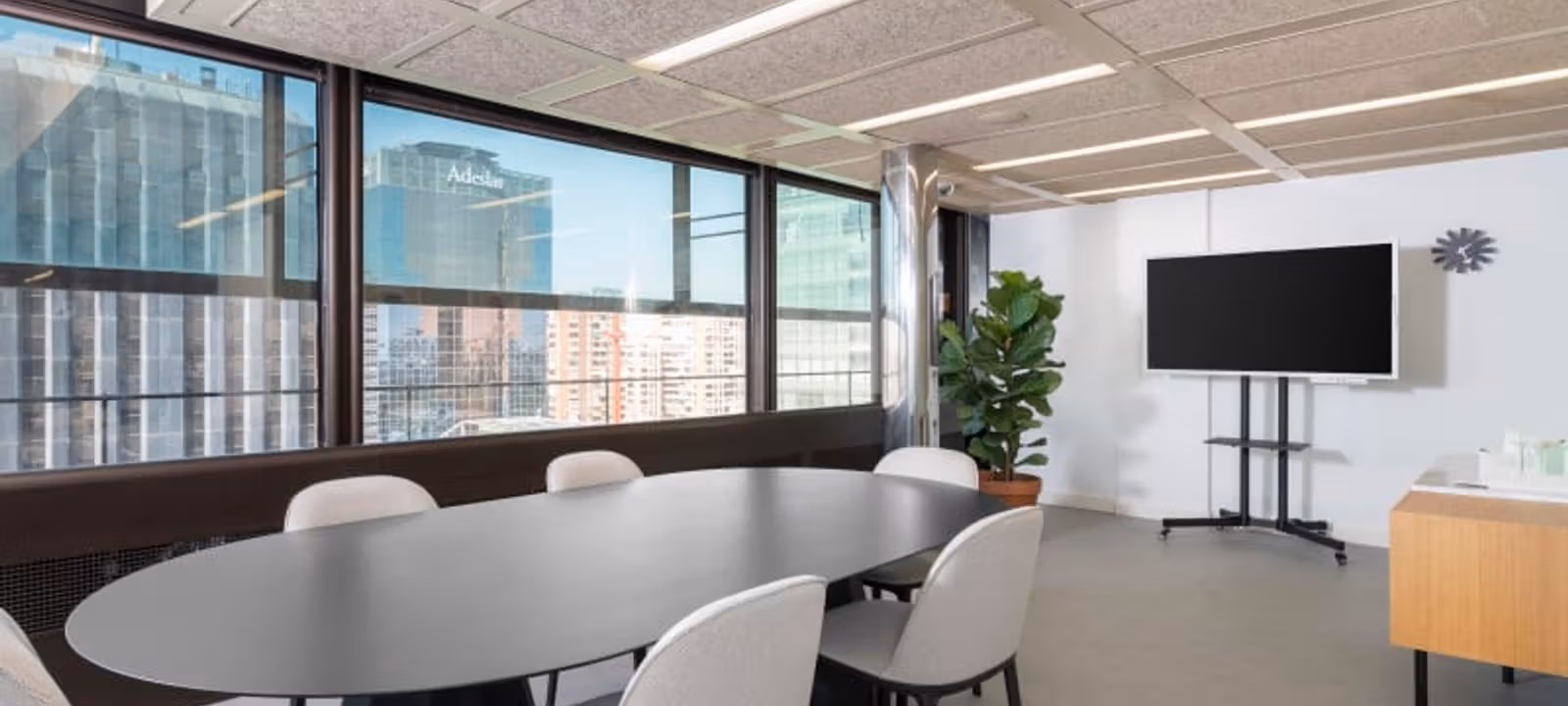 81 Paseo De La Castellana, Madrid - Image 1