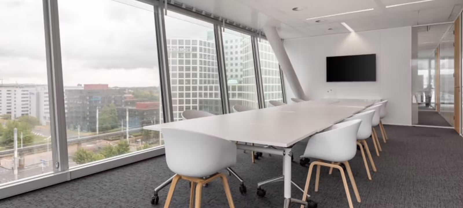 50 Schenkkade, The Hague - Image 1