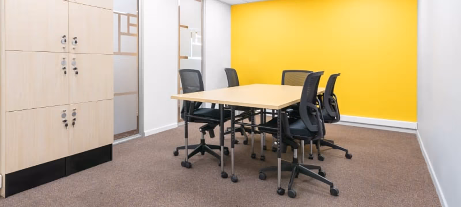 3000 Isidora Goyenechea, Santiago - Image 1