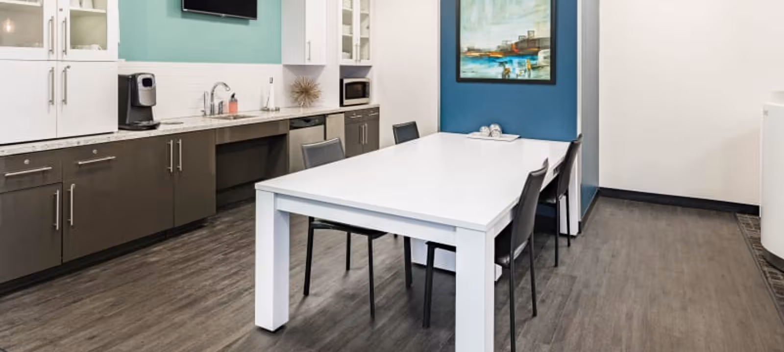 6575 West Loop South, Bellaire - Image 1