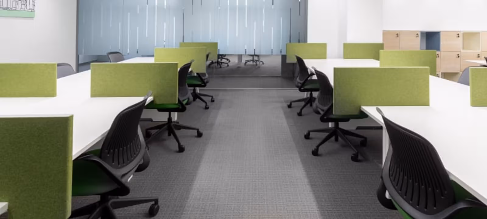 Soroksari Ut 44, Budapest - Image 1