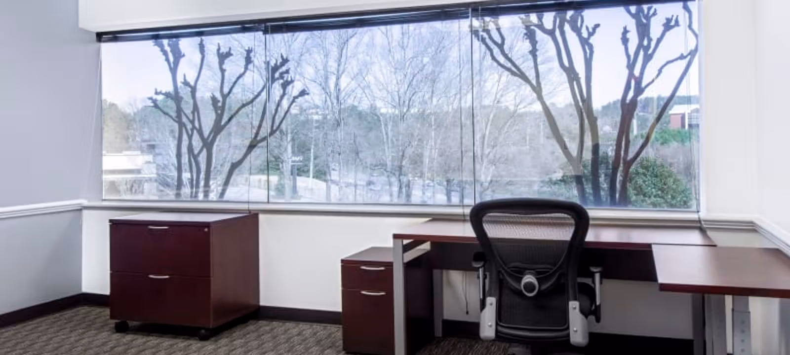 One Perimeter Park - Image 1