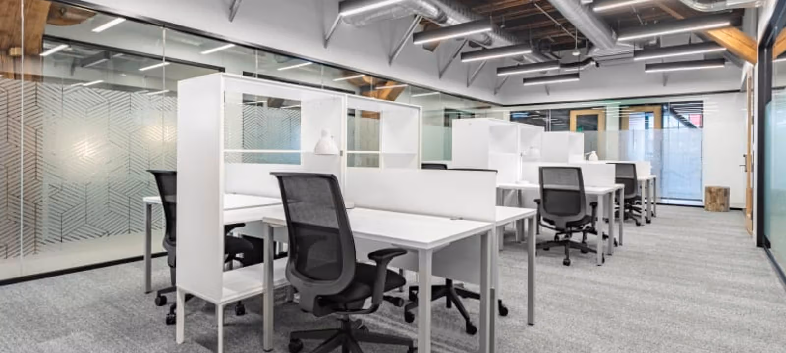 2815 Elliott Avenue, Seattle - Image 1