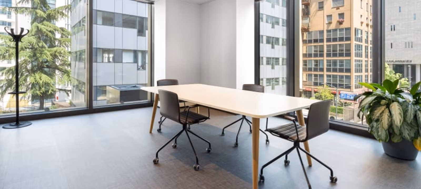 Via Filippo Sassetti 32, Milan - Image 1