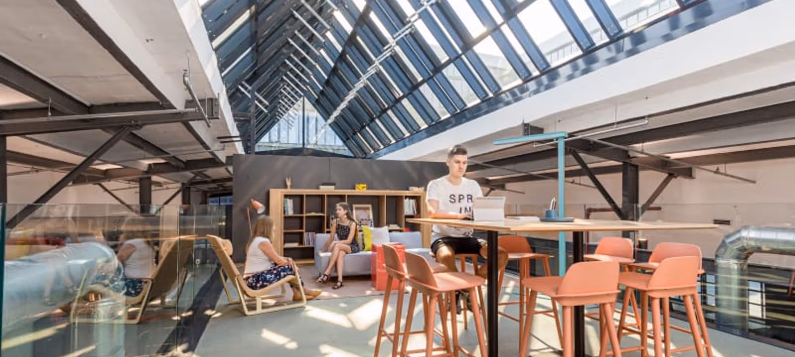 Vaci Ut 47 E, Budapest - Image 1